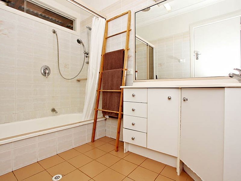 1 Courtland St, Salisbury QLD 4107