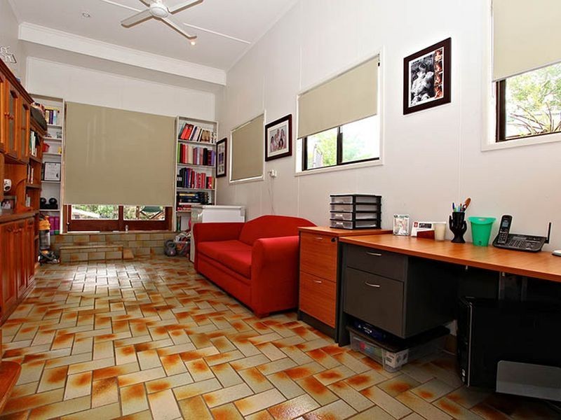 1 Courtland St, Salisbury QLD 4107