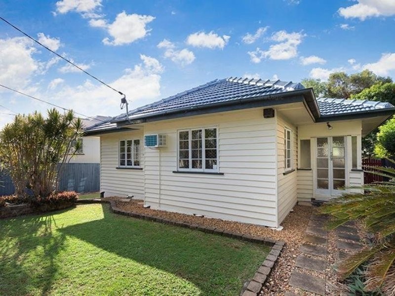 65 Gainsborough Street, Moorooka QLD 4105