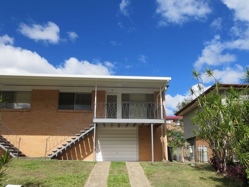 21b Canfield St, Nathan QLD 4111