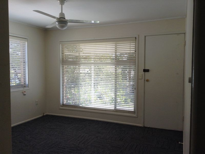 21b Canfield St, Nathan QLD 4111