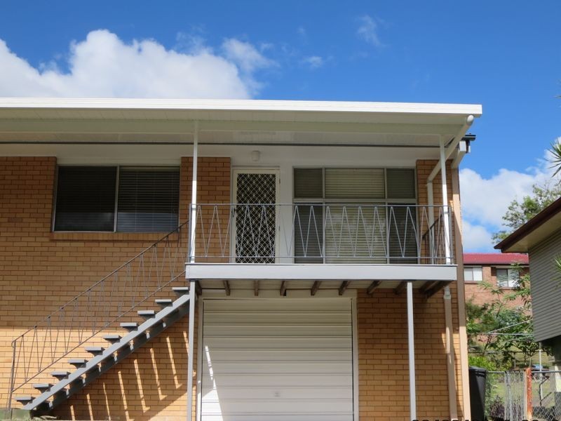 21b Canfield St, Nathan QLD 4111