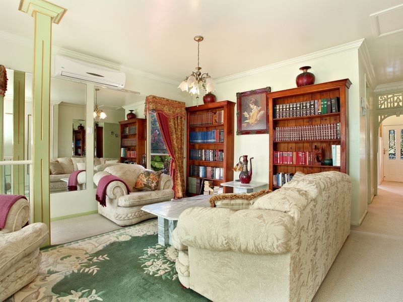 63 Lillian Ave, Salisbury QLD 4107