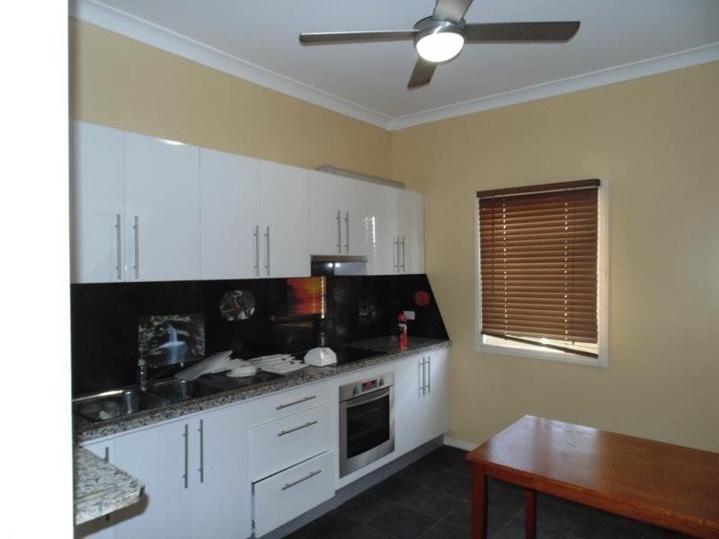 15A Marshall Rd, Rocklea QLD 4106