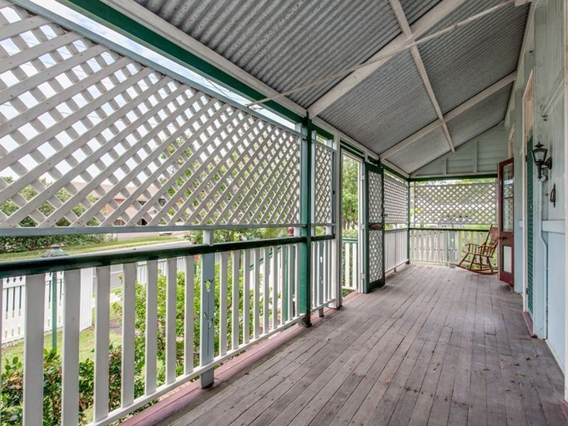 26 Clare Rd, Kingston QLD 4114
