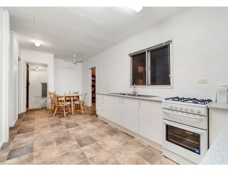 66 Chalfont, Salisbury QLD 4107