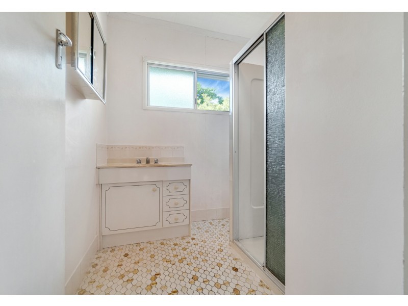 66 Chalfont, Salisbury QLD 4107