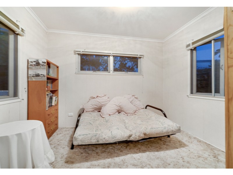 66 Chalfont, Salisbury QLD 4107