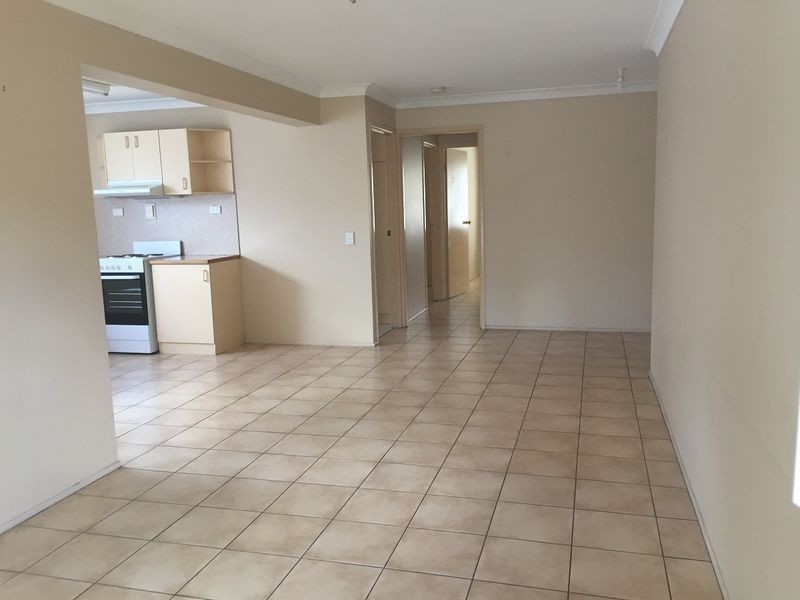 90 London Street, Eight Mile Plains QLD 4113