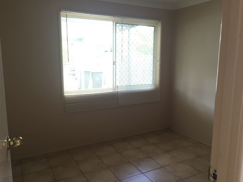 90 London Street, Eight Mile Plains QLD 4113