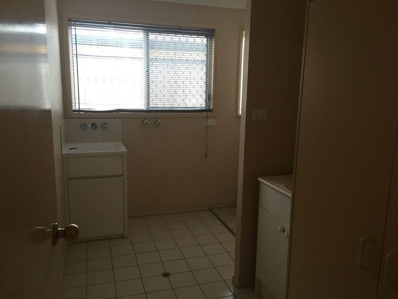 90 London Street, Eight Mile Plains QLD 4113