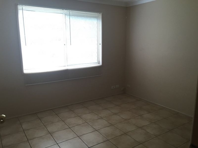 90 London Street, Eight Mile Plains QLD 4113