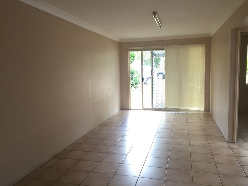 90 London Street, Eight Mile Plains QLD 4113