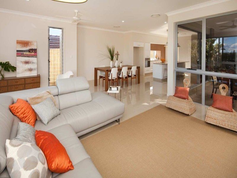 15 Maurice Ave, Salisbury QLD 4107