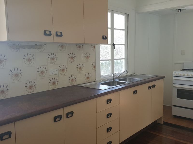 207 Lillian Ave, Salisbury QLD 4107