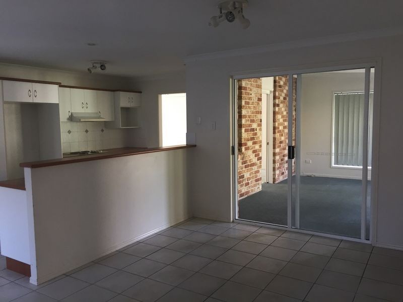 9 Killarney Place, Parkinson QLD 4115
