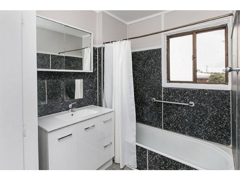 24 Marfayley St, Salisbury QLD 4107