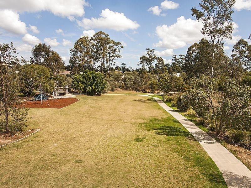 5 Marigold Cl, Springfield Lakes QLD 4300