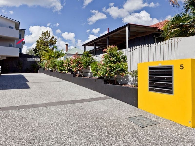 1/5 Ivanhoe St, Annerley QLD 4103