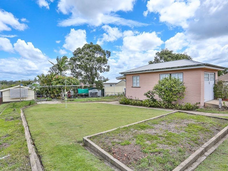 61 Nyleta St, Coopers Plains QLD 4108