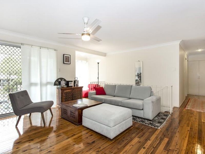 45 Leitchs Rd South, Albany Creek QLD 4035