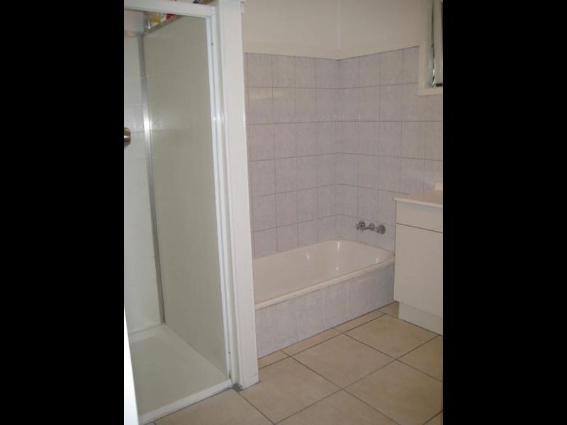 Room 3/608 Toohey Rd, Salisbury QLD 4107