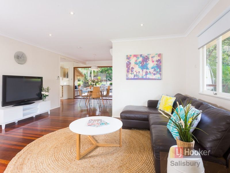 21 Joachim St, Holland Park West QLD 4121