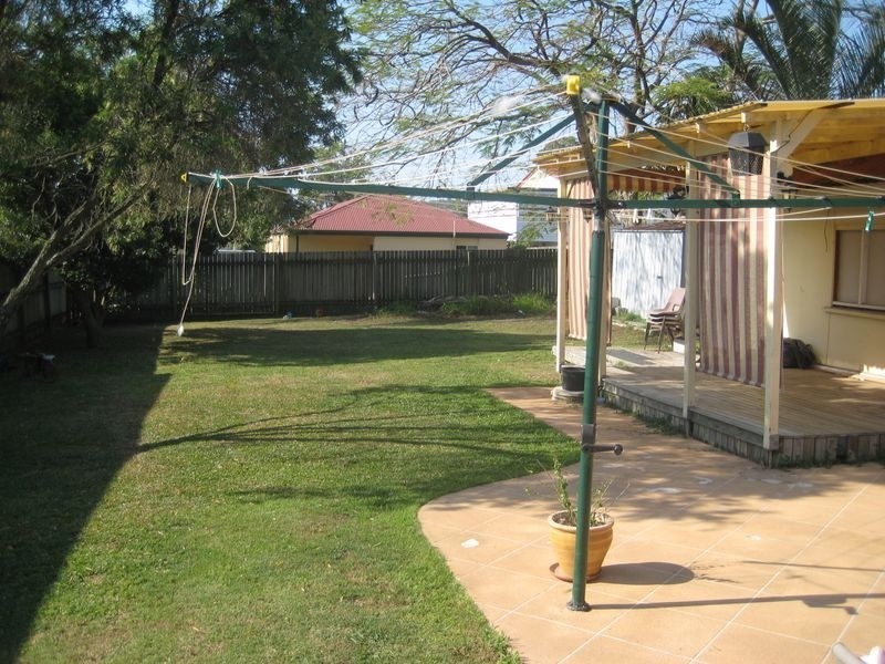 35 Keeling Street, Coopers Plains QLD 4108