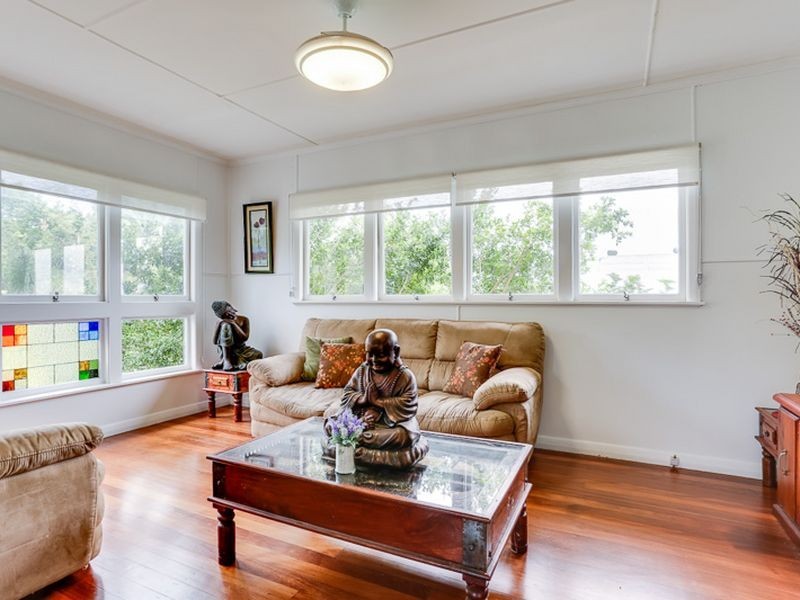 24 Tuckett Rd, Salisbury QLD 4107