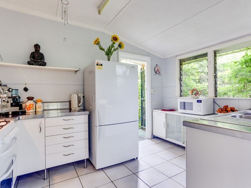 24 Tuckett Rd, Salisbury QLD 4107