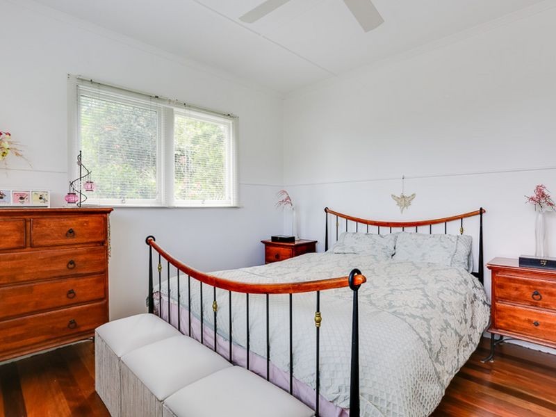 24 Tuckett Rd, Salisbury QLD 4107