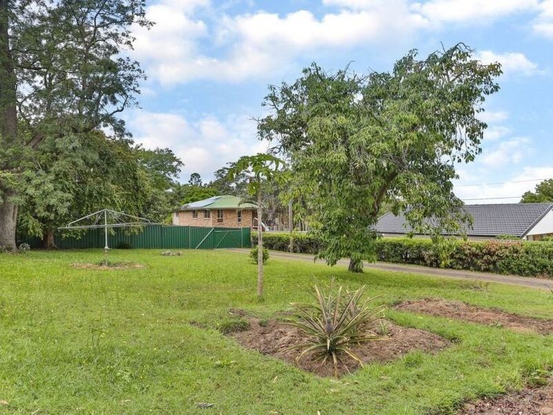 22 Tuckett Rd, Salisbury QLD 4107