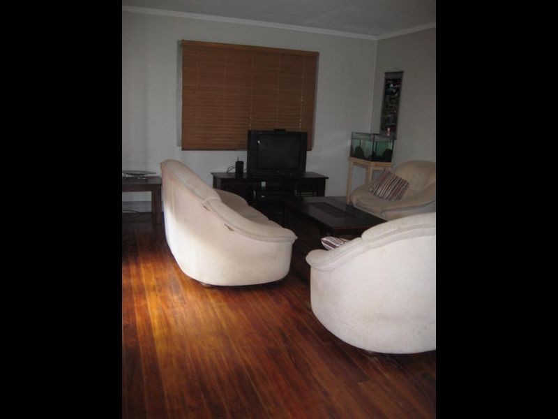 Room 2/608 Toohey Rd, Salisbury QLD 4107