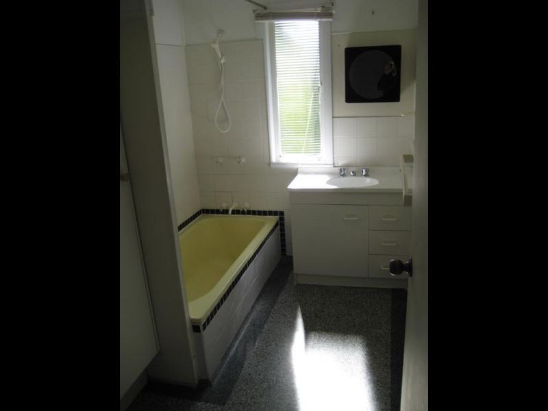 12 Caedmon, Salisbury QLD 4107