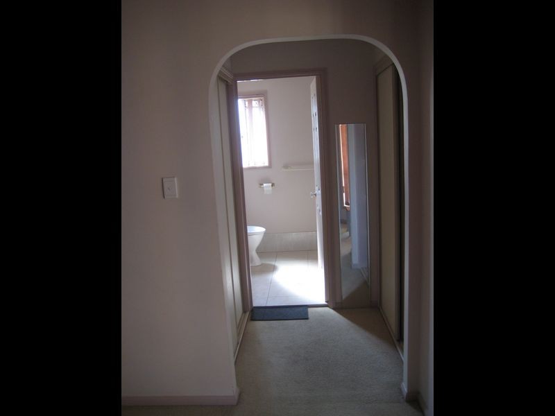 6 Allarton Street, Coopers Plains QLD 4108