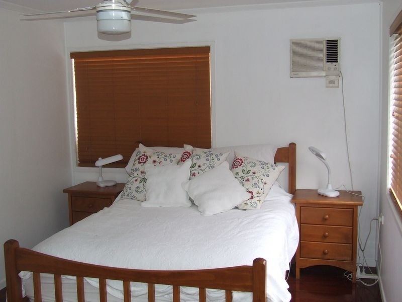 19 Ferrand Street, Tarragindi QLD 4121