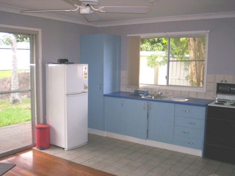 2/3 Pevny, Salisbury QLD 4107