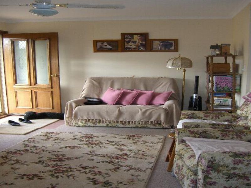 1 Racecreek Road, Young NSW 2594
