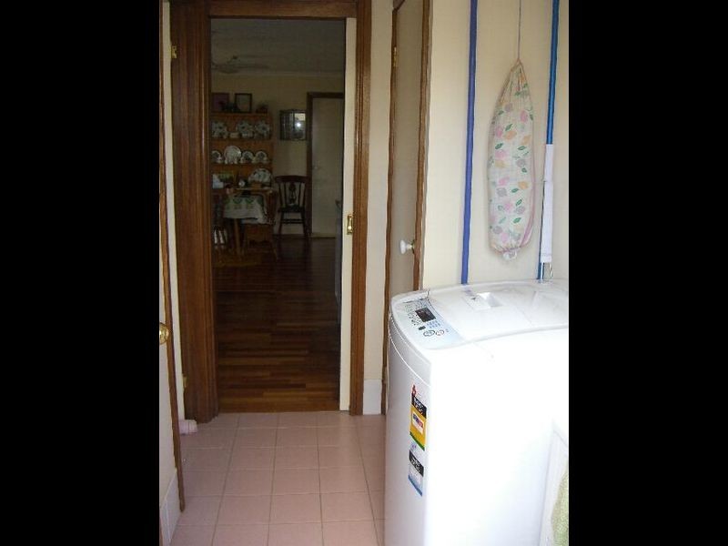 1 Racecreek Road, Young NSW 2594