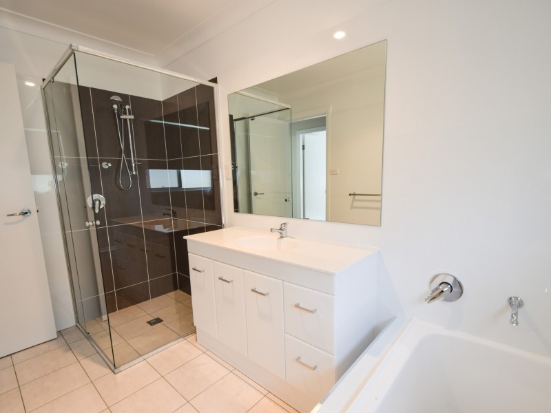 19 Jordan Place, Young NSW 2594