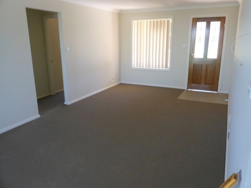 2/34 Prospect Street, Young NSW 2594