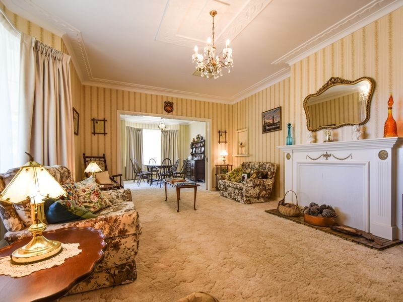 23 Fontenoy Street, Young NSW 2594