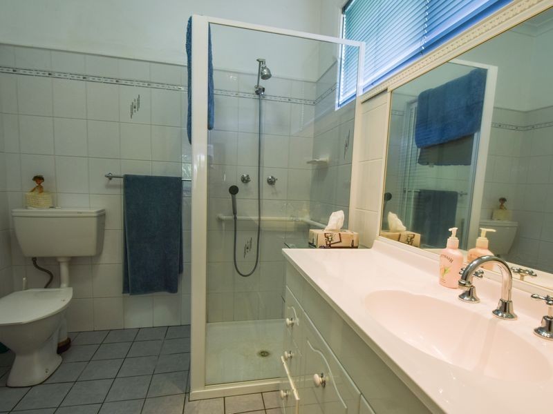 23 Fontenoy Street, Young NSW 2594