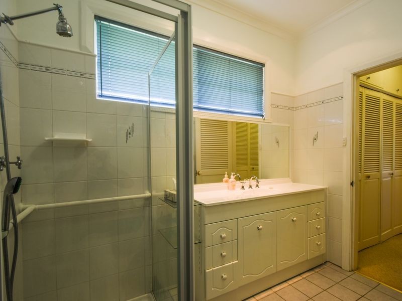 23 Fontenoy Street, Young NSW 2594