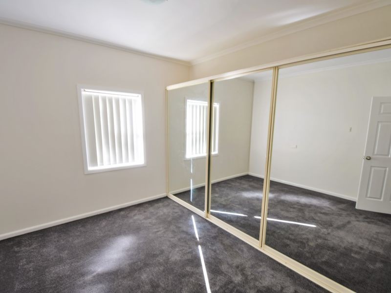 20 Blackett Avenue, Young NSW 2594