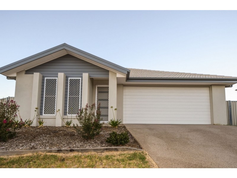 5 Jordan Place, Young NSW 2594