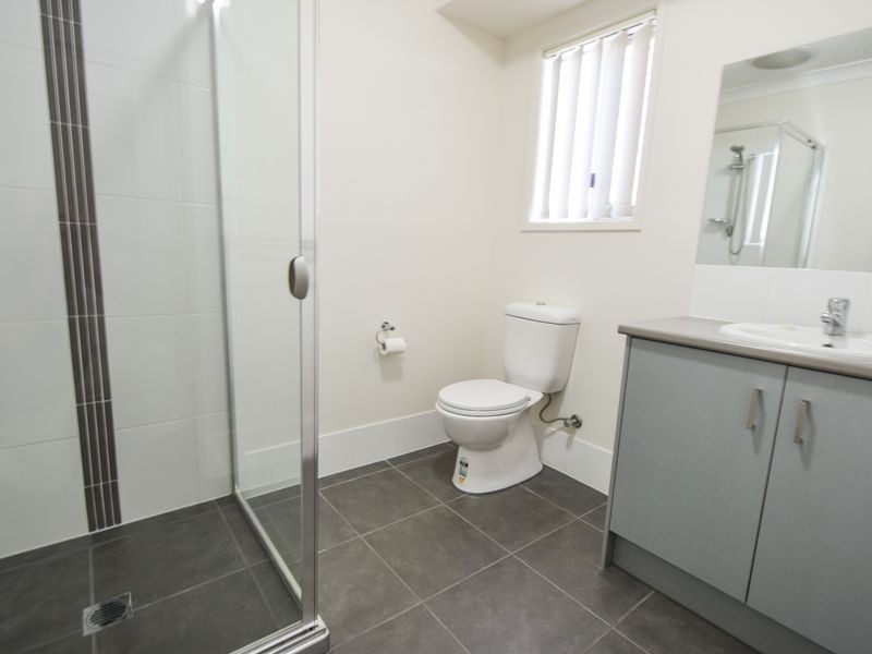 5 Jordan Place, Young NSW 2594