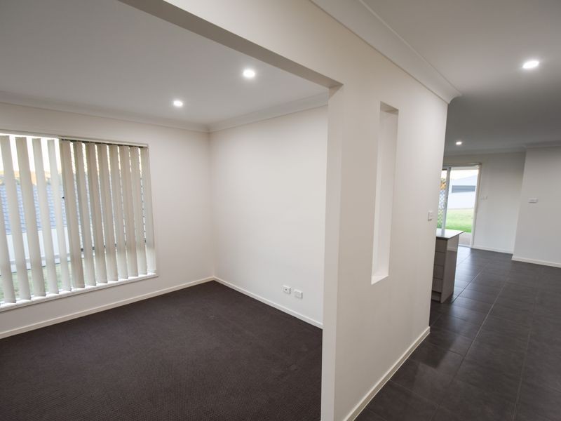 5 Jordan Place, Young NSW 2594