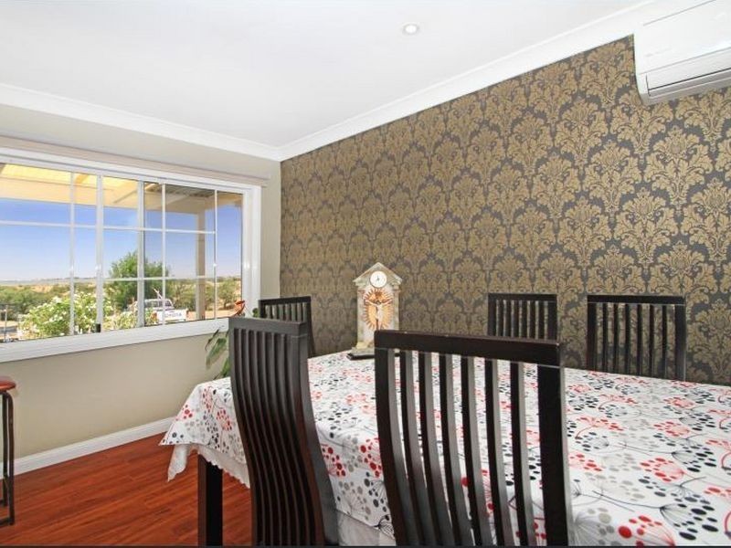 215 Bribbaree Rd Maimuru, Young NSW 2594