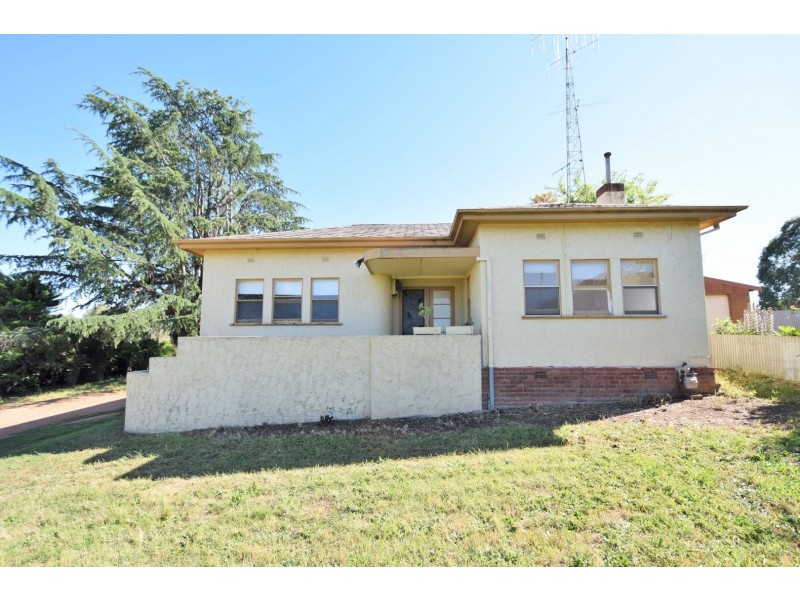 47 Nasmyth Street, Young NSW 2594